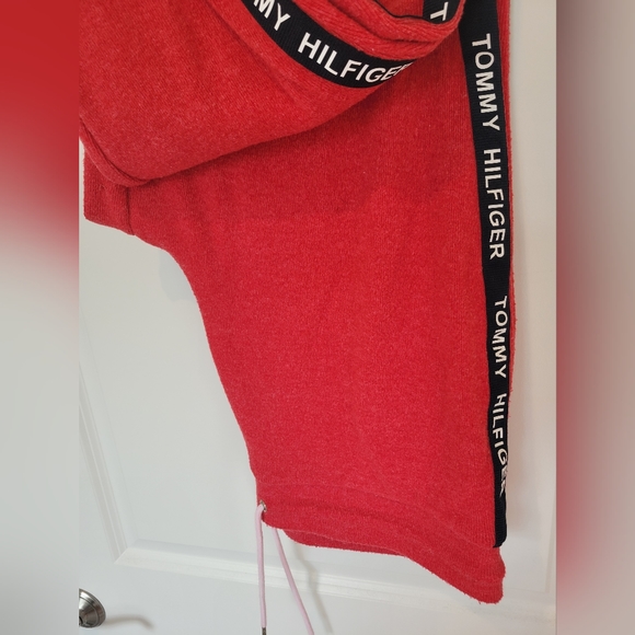 Woman's Tommy Hilfiger Signature Red Sweatsuit - Picture 3 of 9